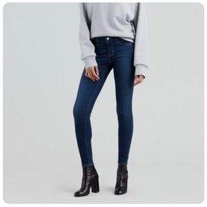 Levi's 710 Super Skinny Women's Jeans Novelty Indigo - Dark Wash - 25 x 32